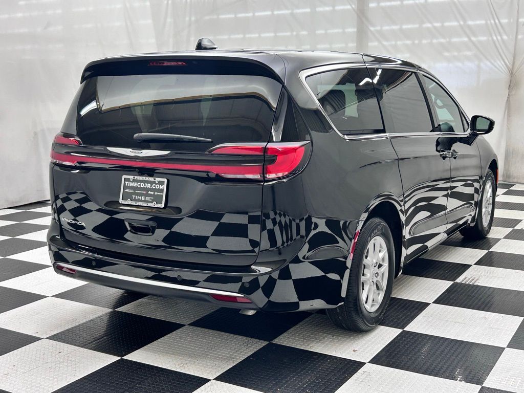 2026 Chrysler Pacifica Select Portland OR