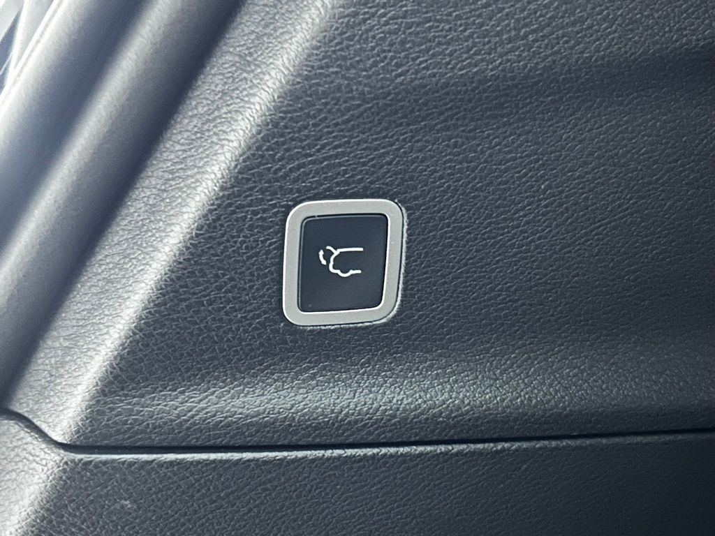 2026 Chrysler Pacifica Select Portland OR