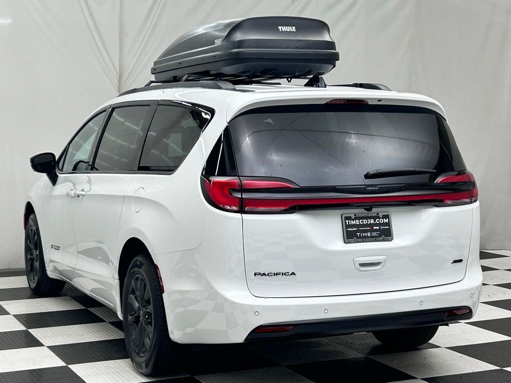 2026 Chrysler Pacifica Select Portland OR