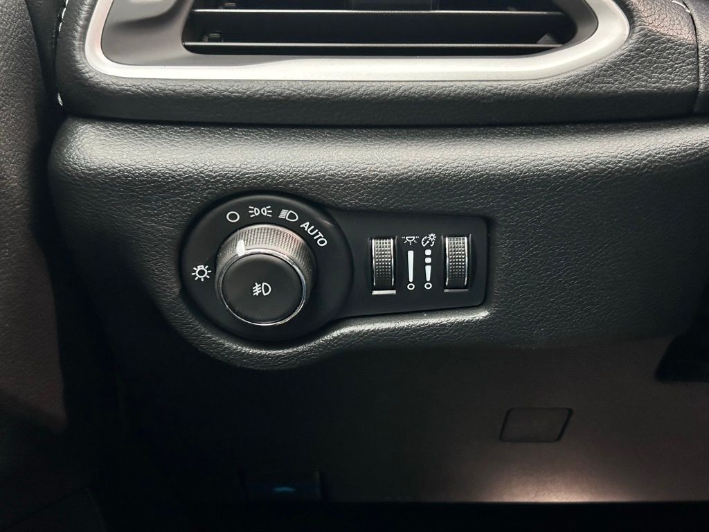 2026 Chrysler Pacifica Select Portland OR