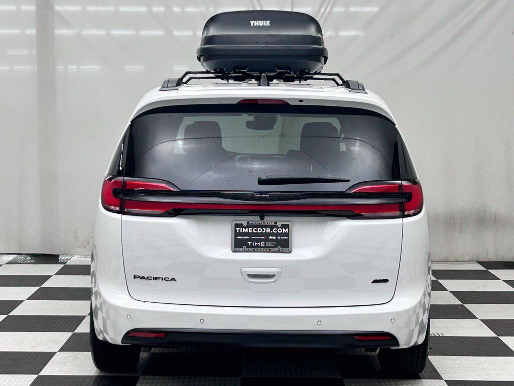 2026 Chrysler Pacifica Select Portland OR