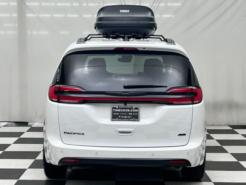 2026 Chrysler Pacifica Select Portland OR