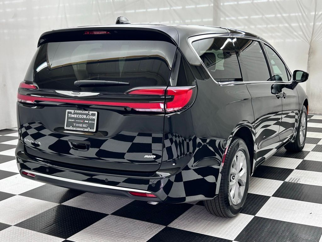 2026 Chrysler Pacifica Select Portland OR