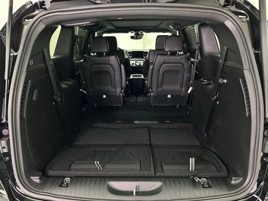 2026 Chrysler Pacifica Select Portland OR