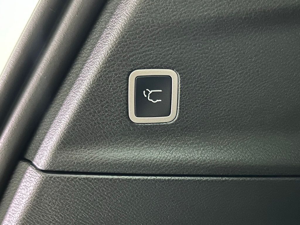 2026 Chrysler Pacifica Select Portland OR