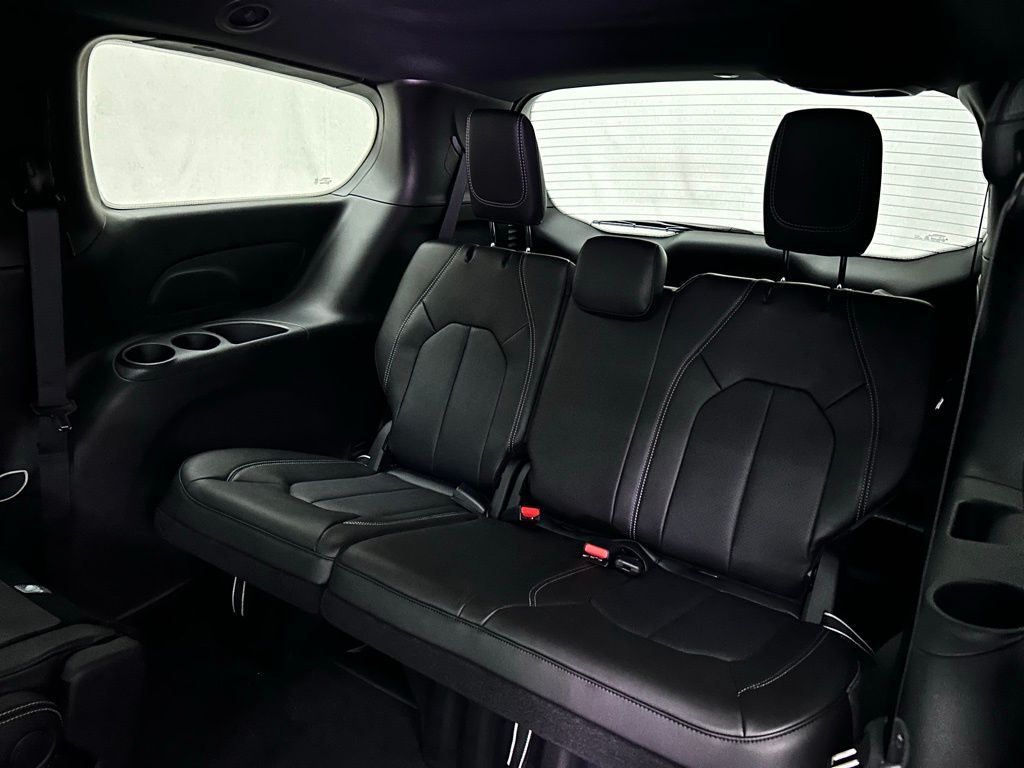 2026 Chrysler Pacifica Select Portland OR