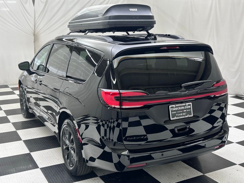 2026 Chrysler Pacifica Select Portland OR