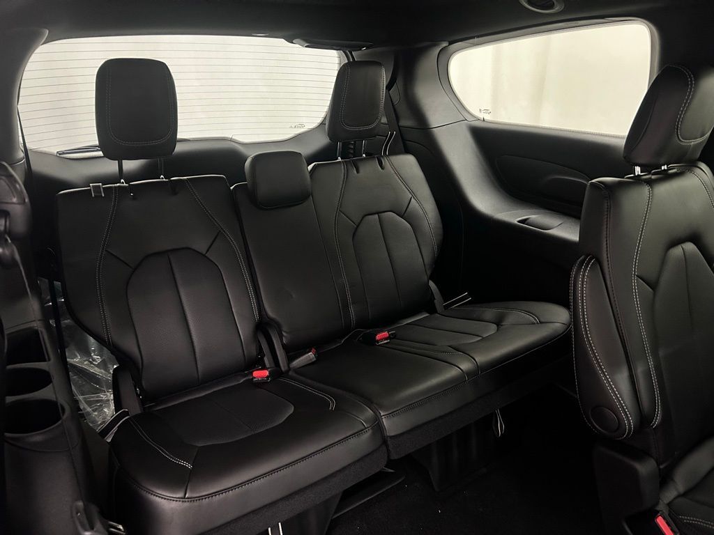 2026 Chrysler Pacifica Select Portland OR