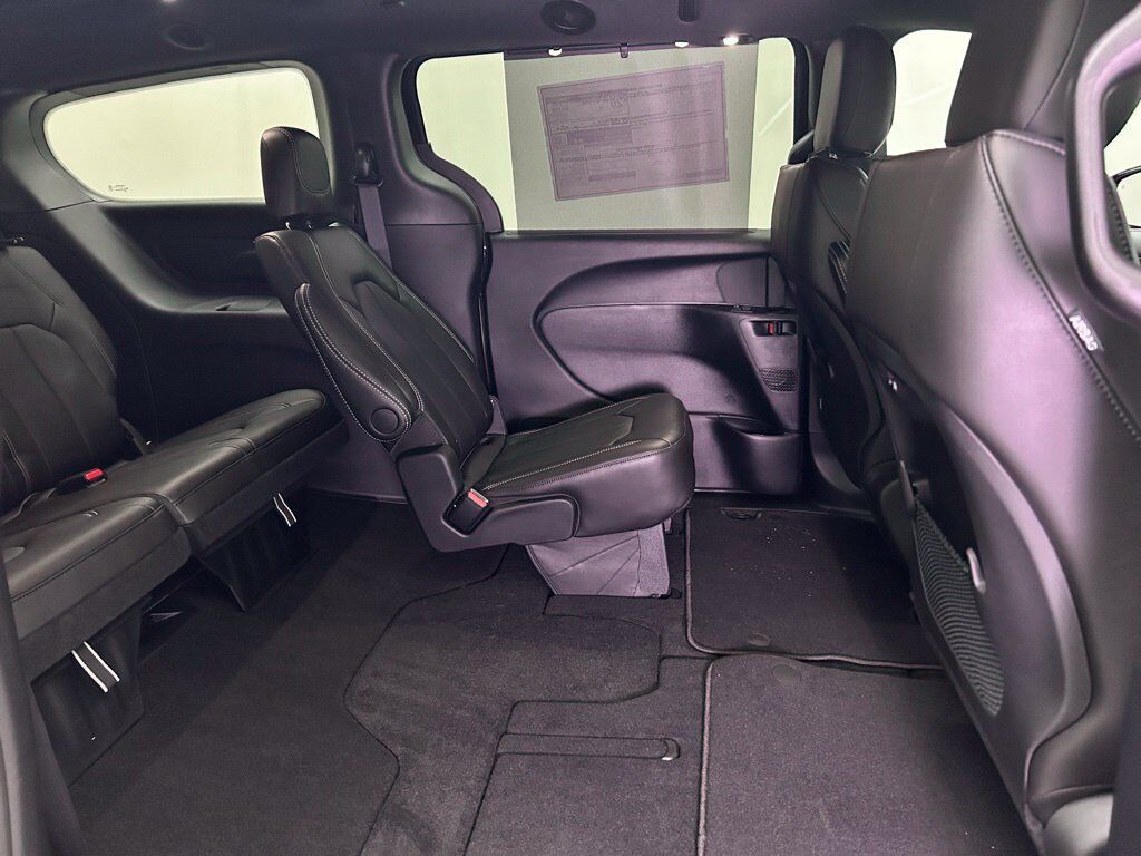2026 Chrysler Pacifica Select Portland OR