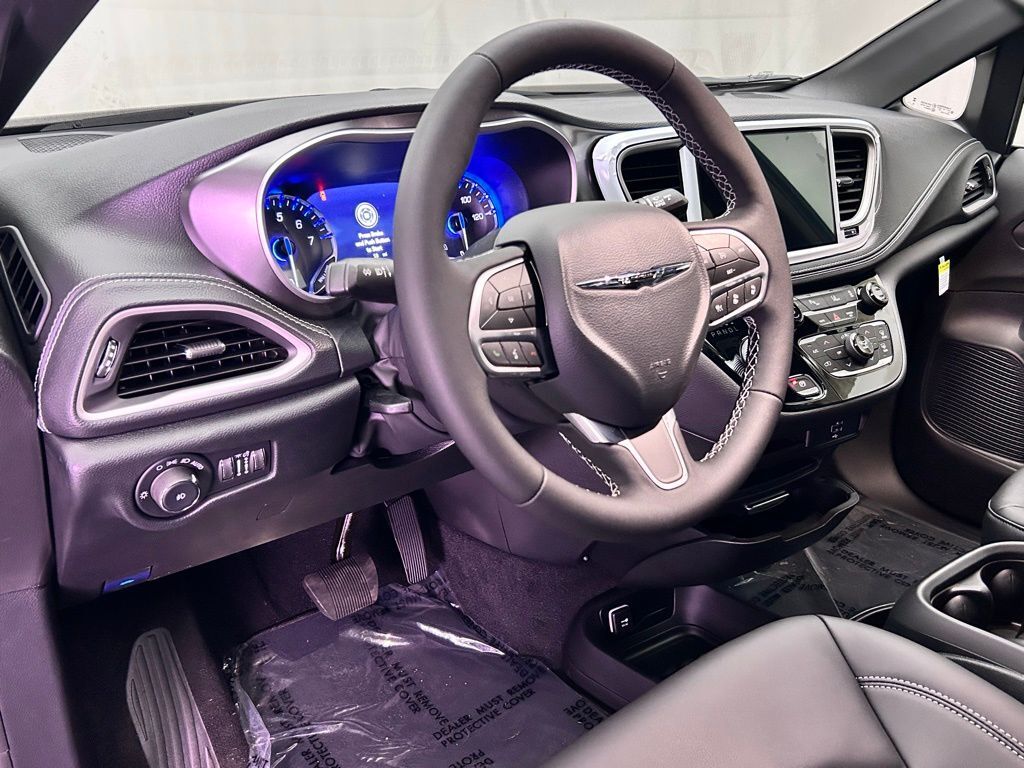 2026 Chrysler Pacifica Select Portland OR