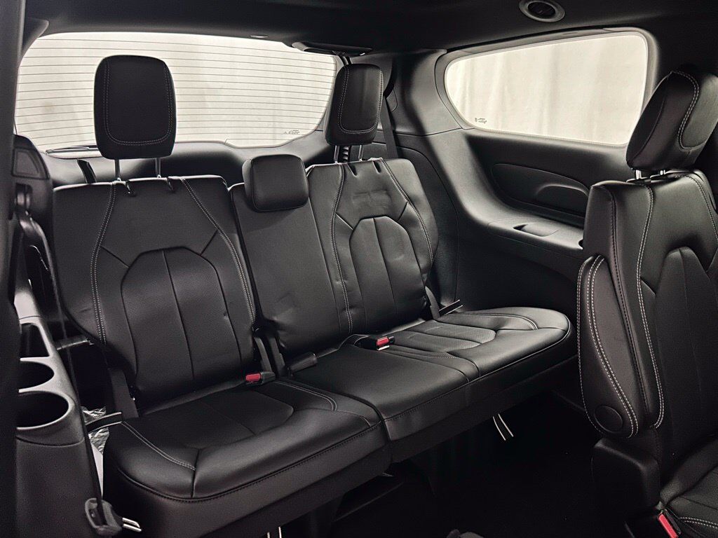 2026 Chrysler Pacifica Select Portland OR