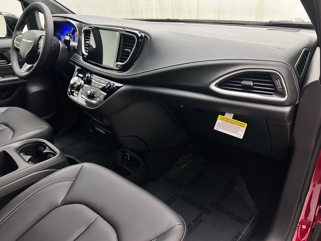 2026 Chrysler Pacifica Select Portland OR