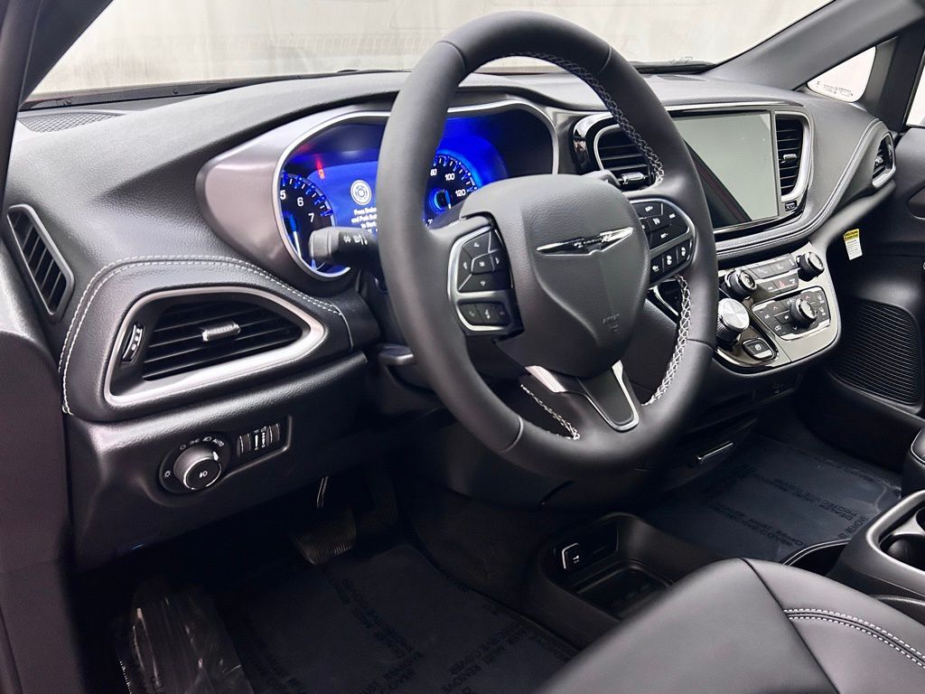 2026 Chrysler Pacifica Select Portland OR