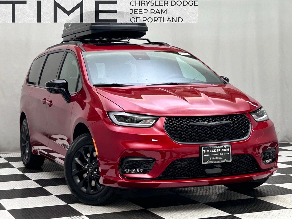 2026 Chrysler Pacifica Select