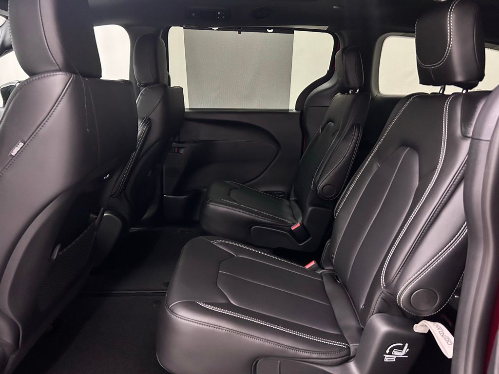 2026 Chrysler Pacifica Select Portland OR