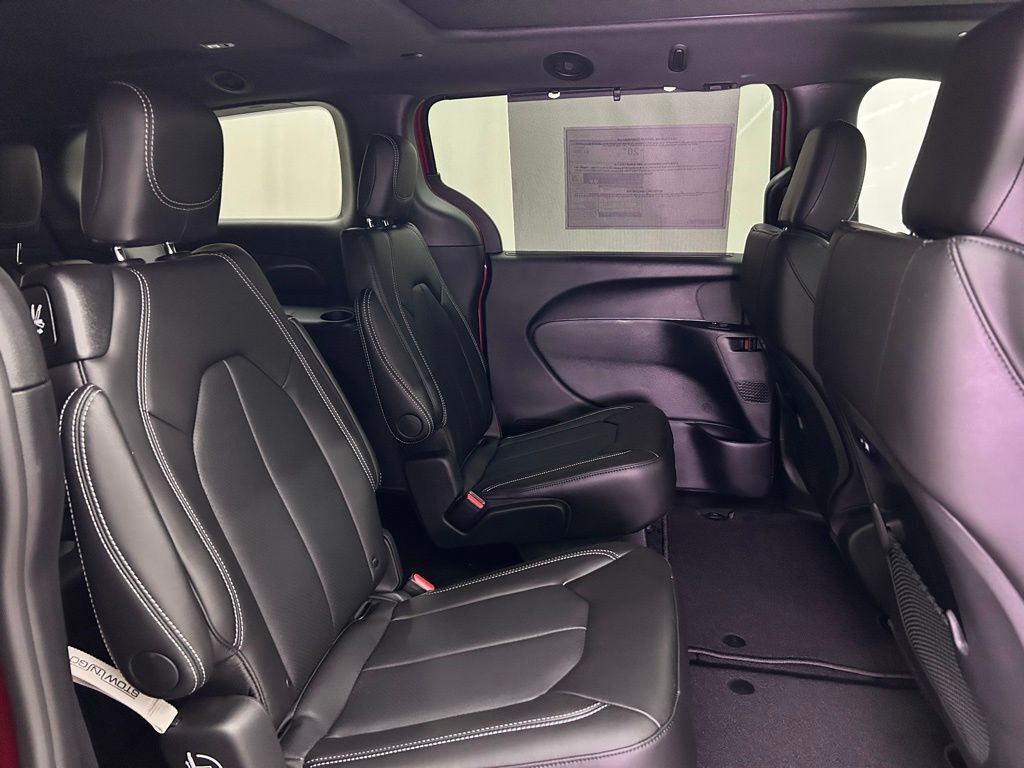 2026 Chrysler Pacifica Select Portland OR