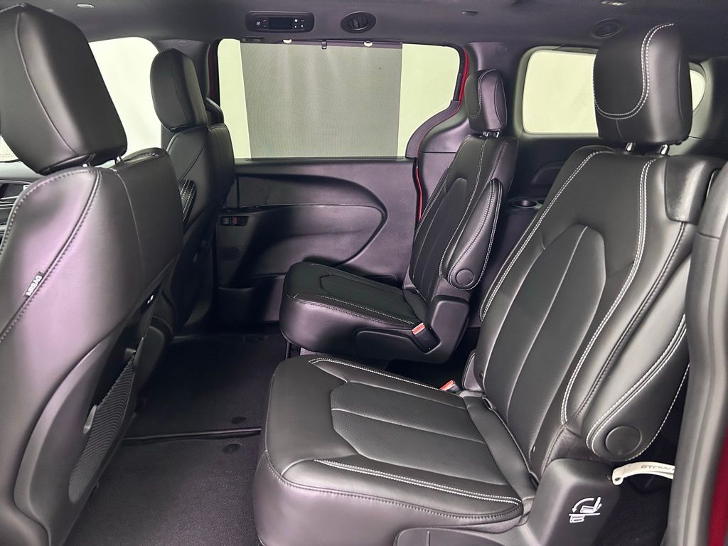 2026 Chrysler Pacifica Select Portland OR