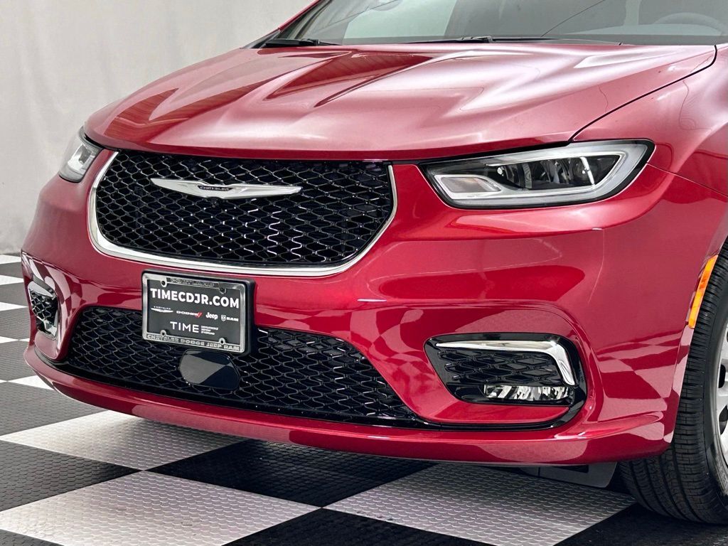 2026 Chrysler Pacifica Select Portland OR