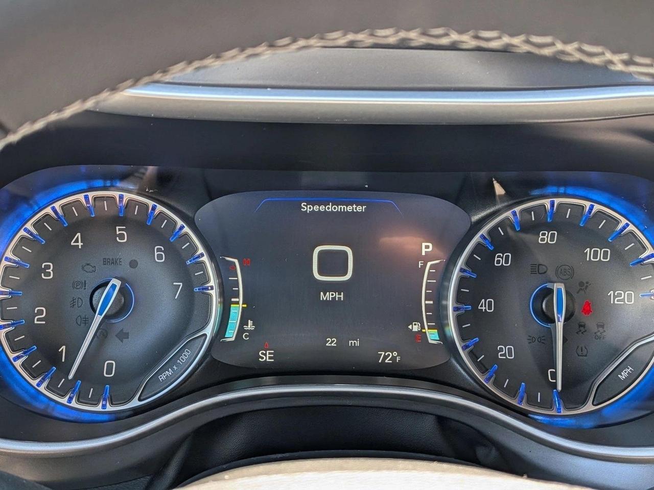 2026 Chrysler Pacifica Select Roseville CA