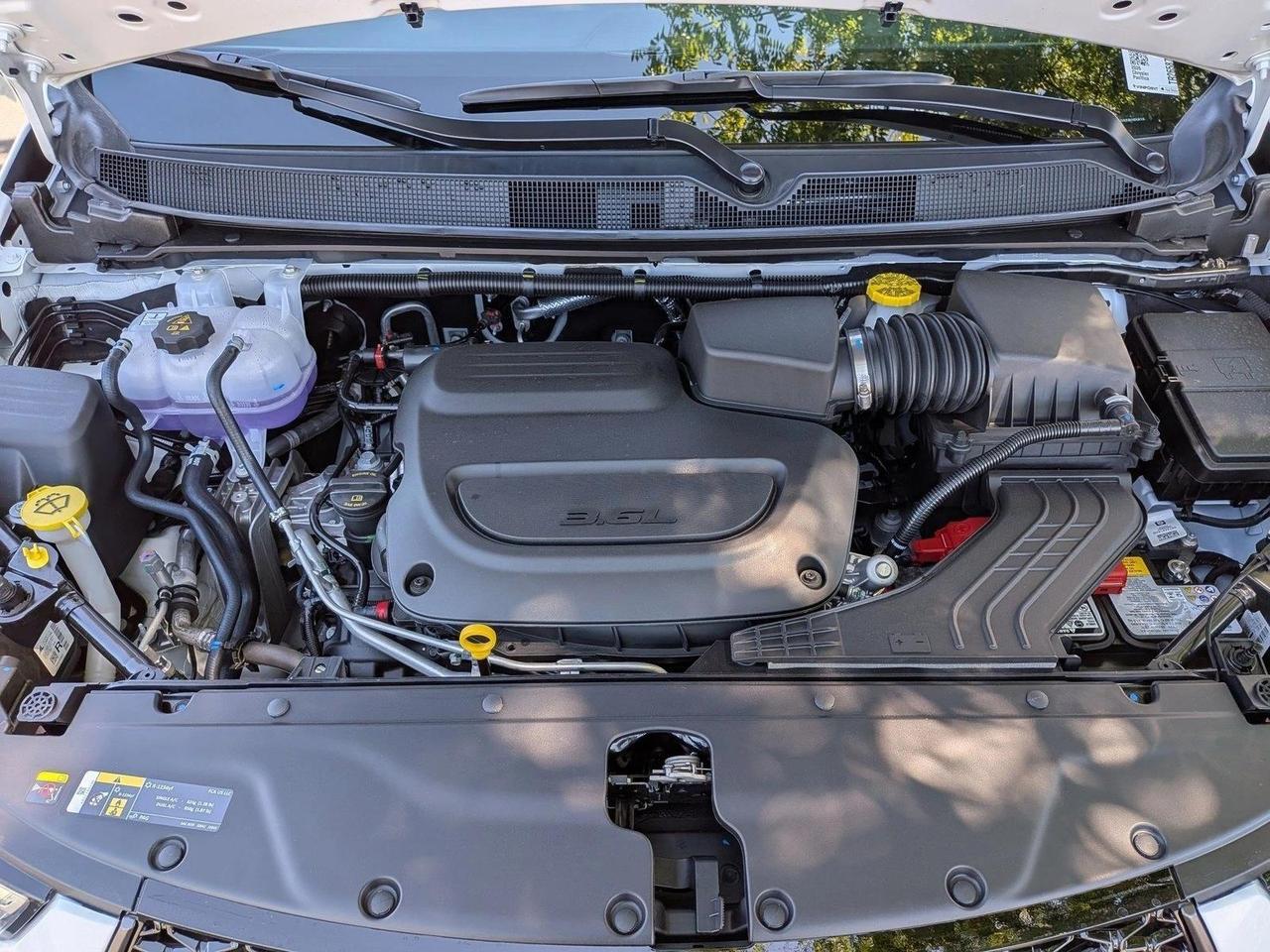 2026 Chrysler Pacifica Select Roseville CA