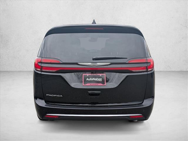 2026 Chrysler Pacifica Select Roseville CA