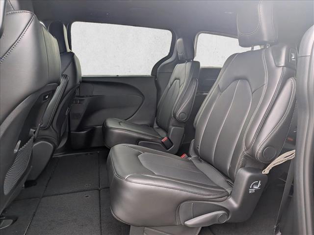 2026 Chrysler Pacifica Select Roseville CA