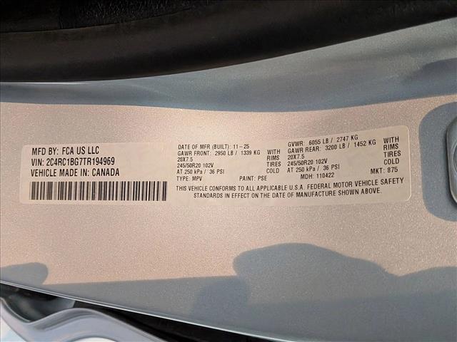 2026 Chrysler Pacifica Select Roseville CA