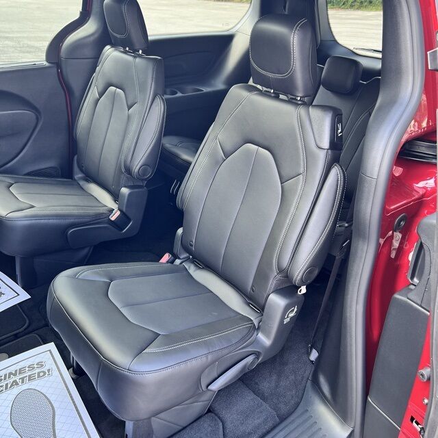 2026 Chrysler Pacifica Select Herrin IL