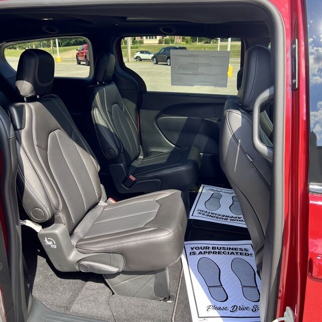 2026 Chrysler Pacifica Select Herrin IL