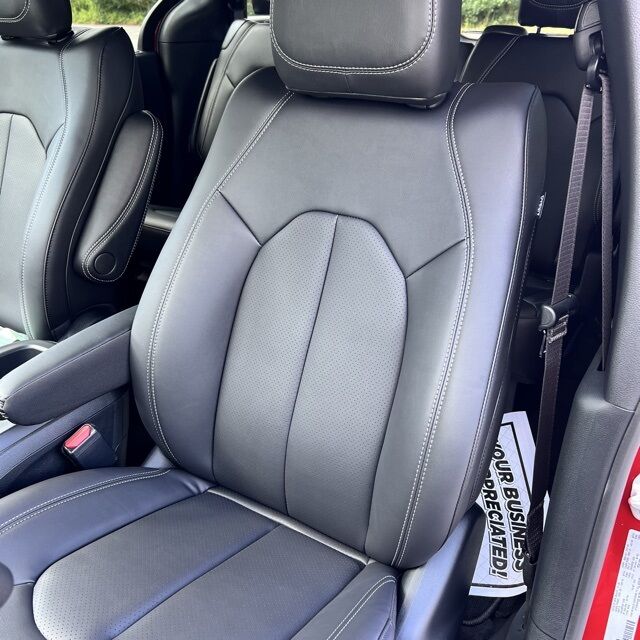 2026 Chrysler Pacifica Select Herrin IL