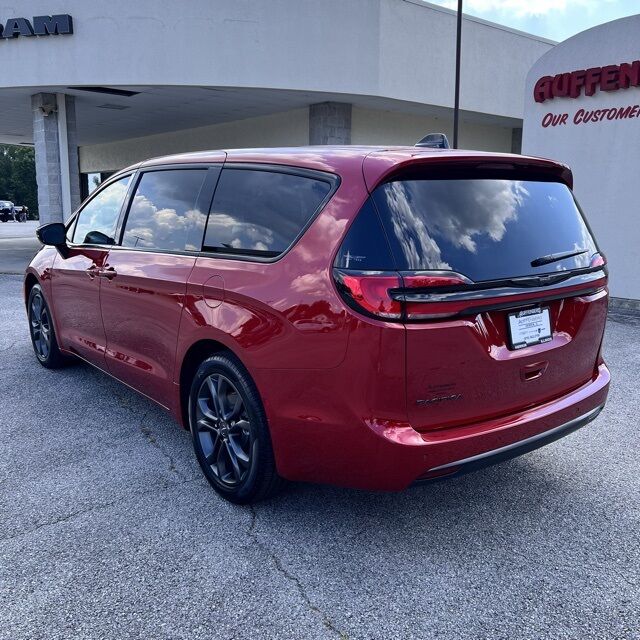 2026 Chrysler Pacifica Select Herrin IL
