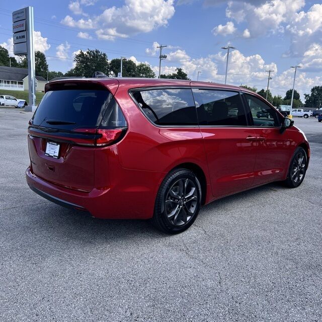 2026 Chrysler Pacifica Select Herrin IL