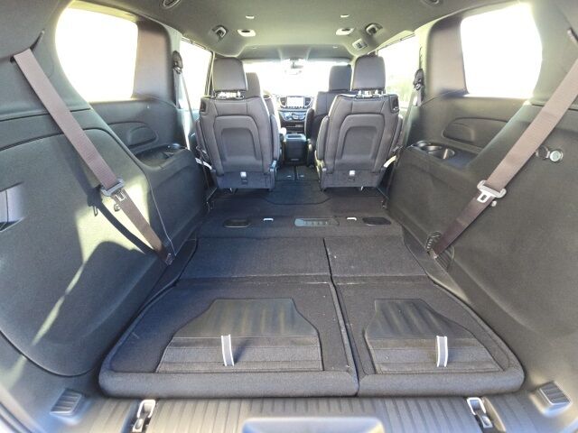 2026 Chrysler Pacifica Select Watertown SD
