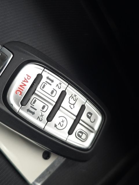 2026 Chrysler Pacifica Select Watertown SD