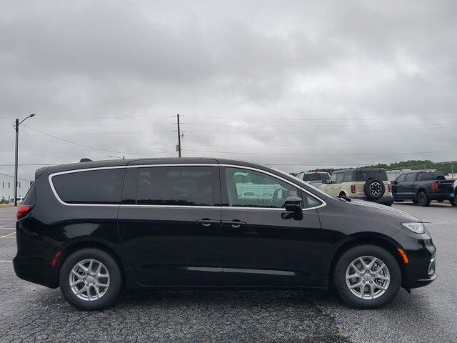 2026 Chrysler Pacifica Select Winder GA