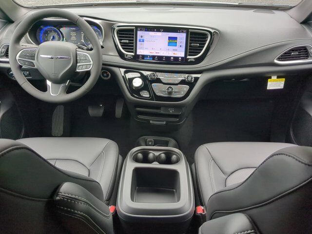 2026 Chrysler Pacifica Select Winder GA