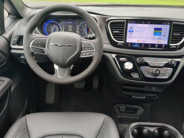 2026 Chrysler Pacifica Select Winder GA