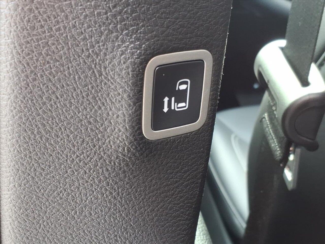 2026 Chrysler Voyager LX Uvalde TX