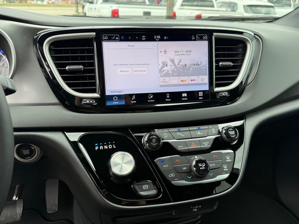 2026 Chrysler Voyager LX Crestwood KY