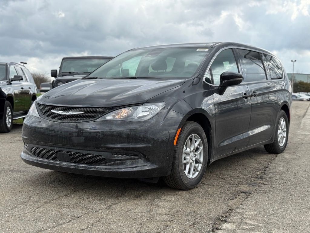 2026 Chrysler Voyager LX