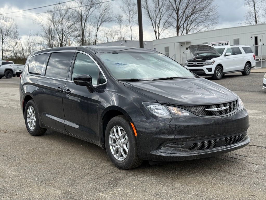 2026 Chrysler Voyager LX Crestwood KY