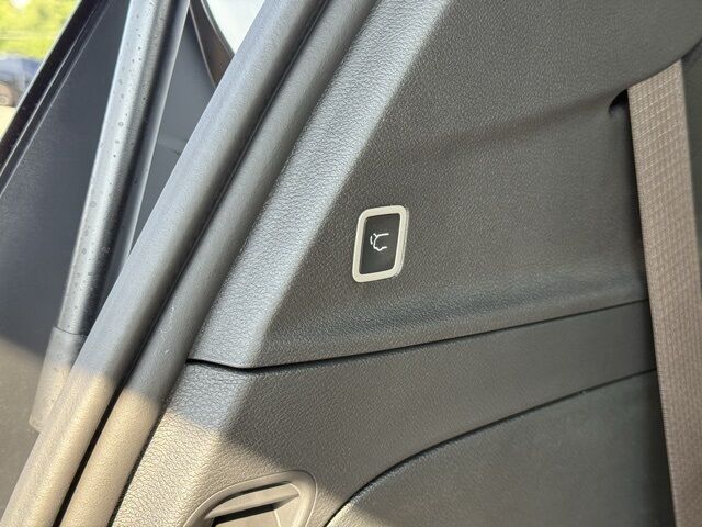 2026 Chrysler Voyager LX Crestwood KY