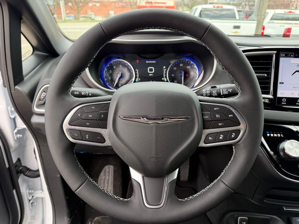 2026 Chrysler Voyager LX Crestwood KY