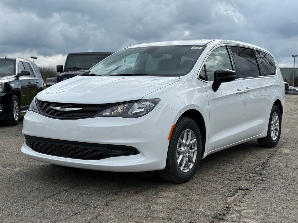 2026 Chrysler Voyager LX
