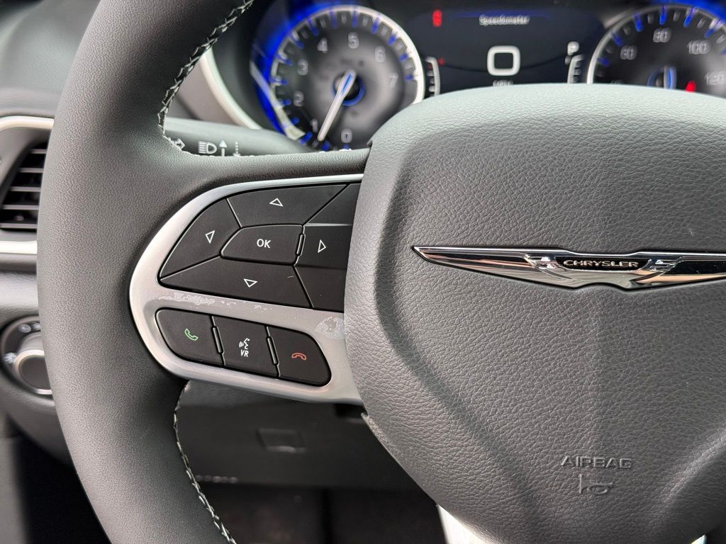 2026 Chrysler Voyager LX Crestwood KY