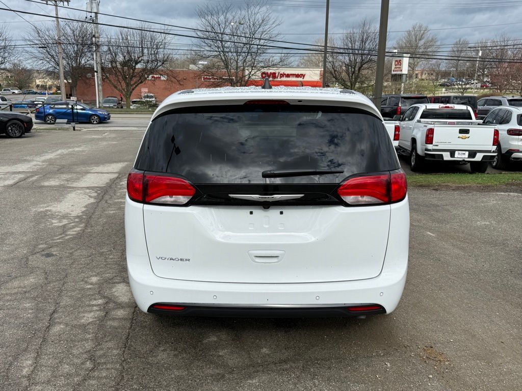2026 Chrysler Voyager LX Crestwood KY