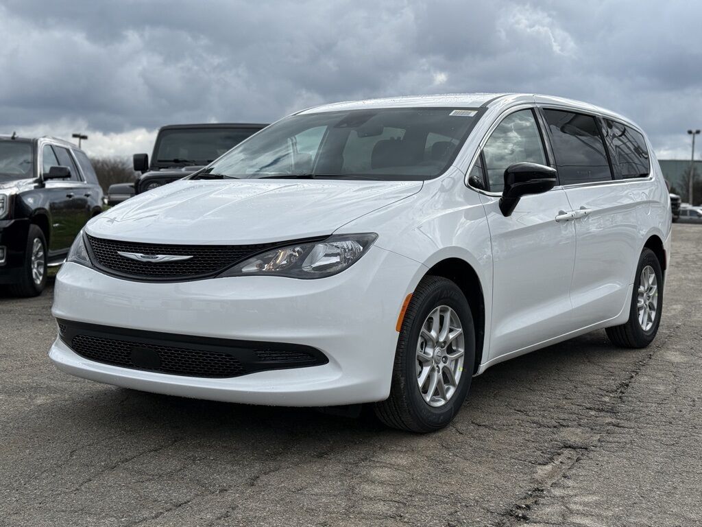 2026 Chrysler Voyager LX
