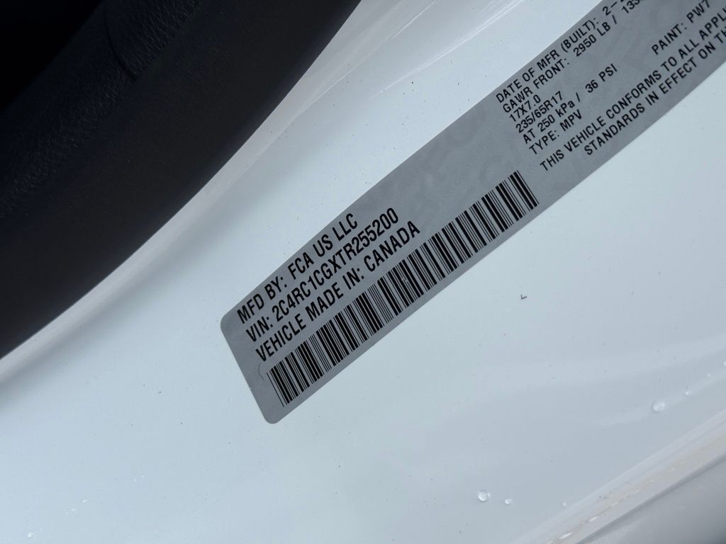 2026 Chrysler Voyager LX Crestwood KY