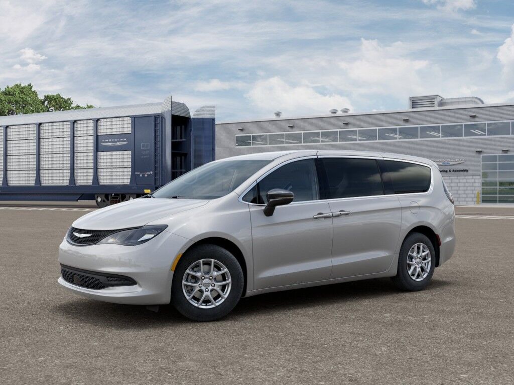2026 Chrysler Voyager LX