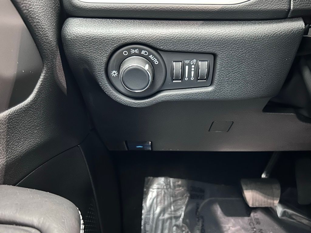 2026 Chrysler Voyager LX Portland OR
